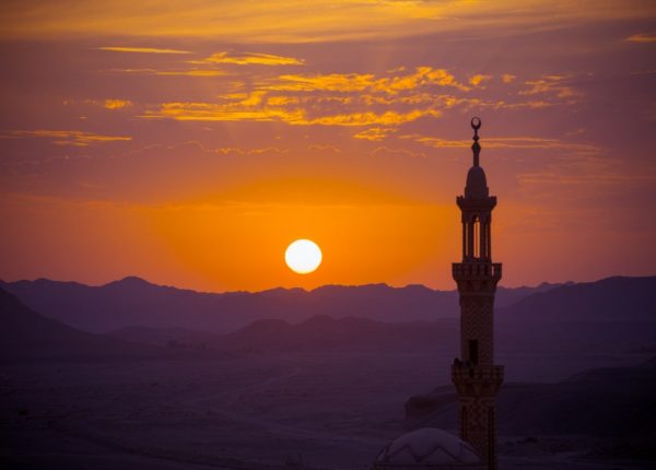 sunset-desert-with-muslim-mosque-foreground-min